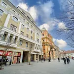 Historic Palace In Main Square-unirii Plazza