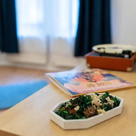 Historic Palace In Main Square-unirii Plazza Cluj-Napoca