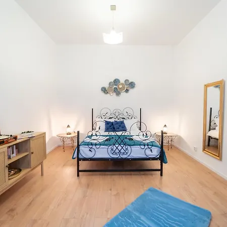 Villa Historic Palace In Main Square-unirii Plazza