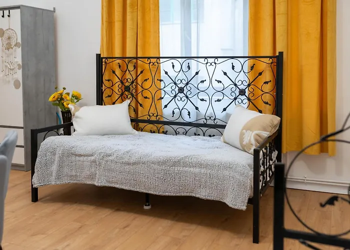 Historic Palace In Main Square-unirii Plazza Villa Cluj-Napoca