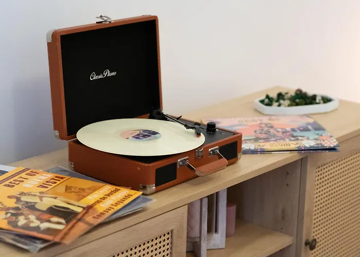 Historic Palace In Main Square-unirii Plazza Villa