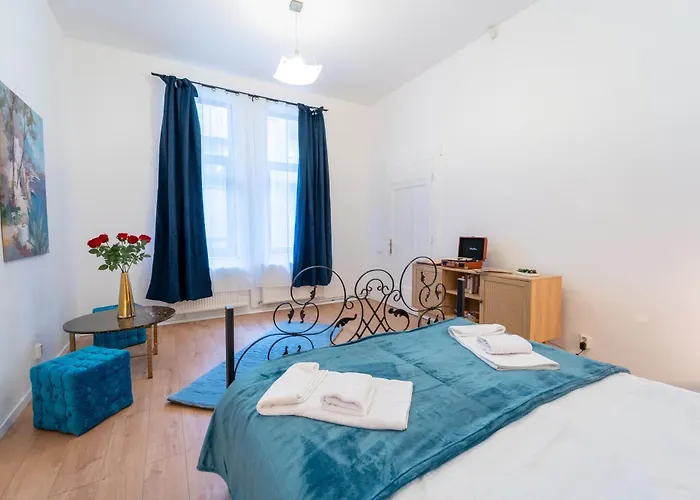 Historic Palace In Main Square-unirii Plazza *